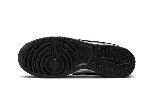 Nike
Dunk Low Chenille Swoosh Grey Black - MAILLOT DE FOOT PRO