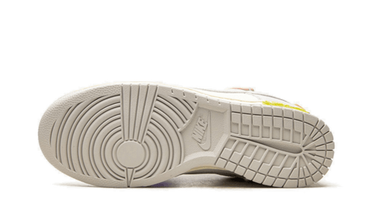 Nike
Dunk Low Off-White Lot 24 - MAILLOT DE FOOT PRO