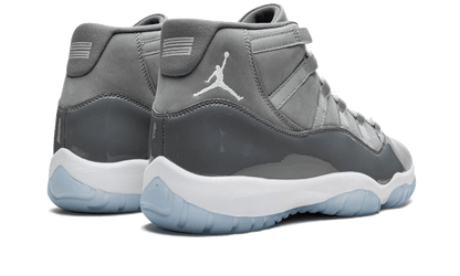 Air Jordan 11 Retro Cool Grey (2021) - MAILLOT DE FOOT PRO