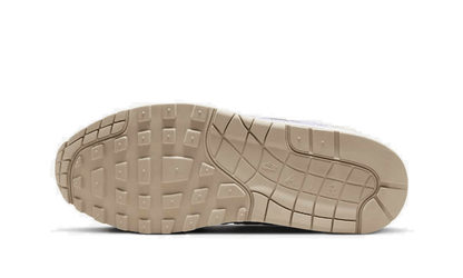 Nike

Air Max 1 Concepts Far Out (Special Box) - MAILLOT DE FOOT PRO