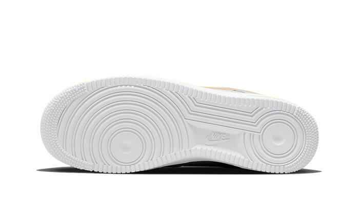 Nike

Air Force 1 Low ‘07 Brushstroke Solar Flare - MAILLOT DE FOOT PRO