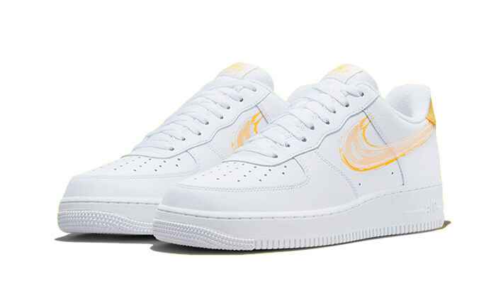 Nike

Air Force 1 Low ‘07 Brushstroke Solar Flare - MAILLOT DE FOOT PRO