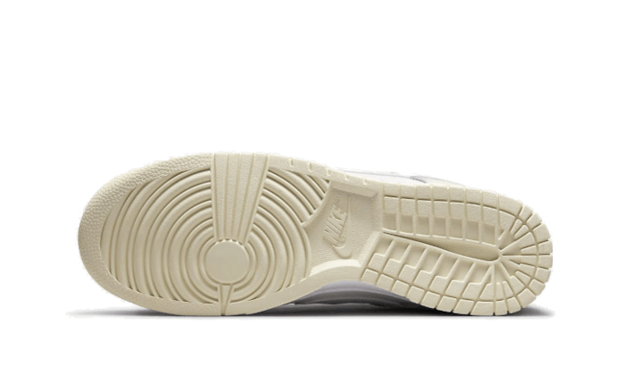 Nike

Dunk Low Coconut Milk - MAILLOT DE FOOT PRO