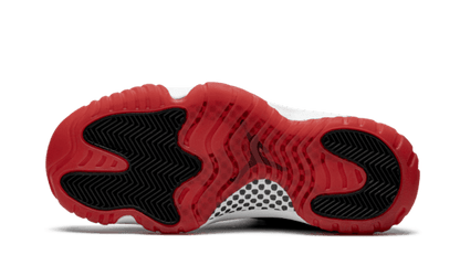 Air Jordan 11 Retro Bred - MAILLOT DE FOOT PRO