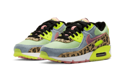 Nike

Air Max 90 LX 90s Dancefloor Green - MAILLOT DE FOOT PRO