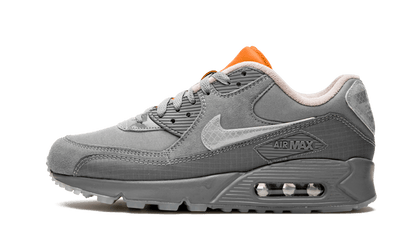 Nike

Air Max 90 x The Basement Glasgow - MAILLOT DE FOOT PRO