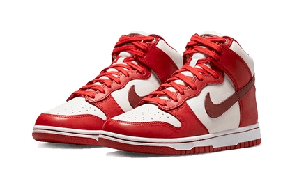 Nike

Dunk High LXX Cinnabar - MAILLOT DE FOOT PRO