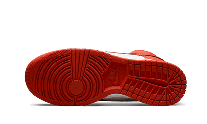 Nike

Dunk High LXX Cinnabar - MAILLOT DE FOOT PRO