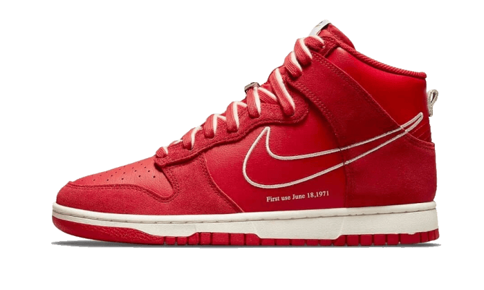 Nike

Dunk High First Use University Red - MAILLOT DE FOOT PRO