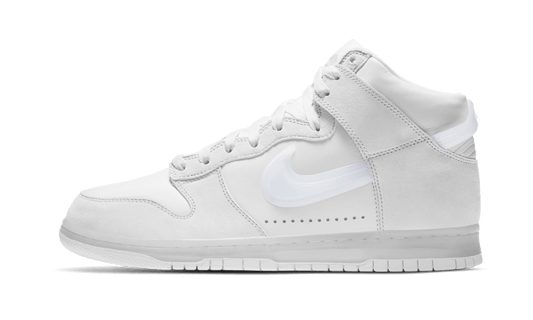 Nike

Dunk High Slam Jam White Pure Platinum - MAILLOT DE FOOT PRO