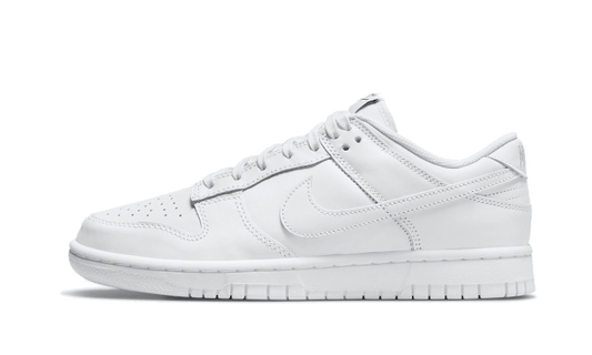 Nike

Dunk Low Triple White (2021) - MAILLOT DE FOOT PRO