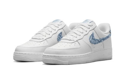 Nike

Air Force 1 Low '07 Essential White Worn Blue Paisley - MAILLOT DE FOOT PRO
