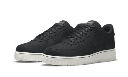 Nike

Air Force 1 Low 07' LX Off Noir - MAILLOT DE FOOT PRO