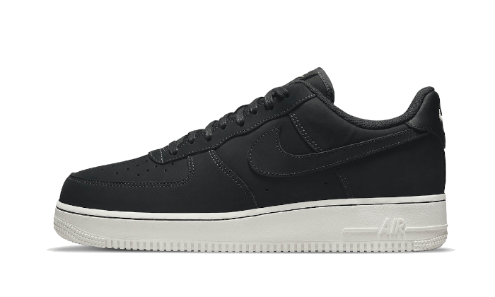 Nike

Air Force 1 Low 07' LX Off Noir - MAILLOT DE FOOT PRO