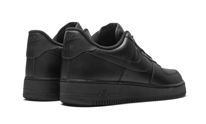 Nike

Air Force 1 Low '07 Triple Black - MAILLOT DE FOOT PRO