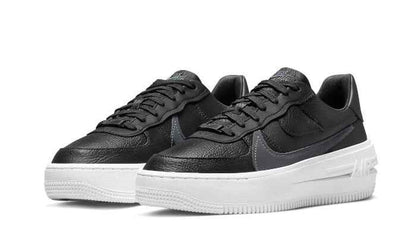 Nike

Air Force 1 Low PLT.AF.ORM Black - MAILLOT DE FOOT PRO