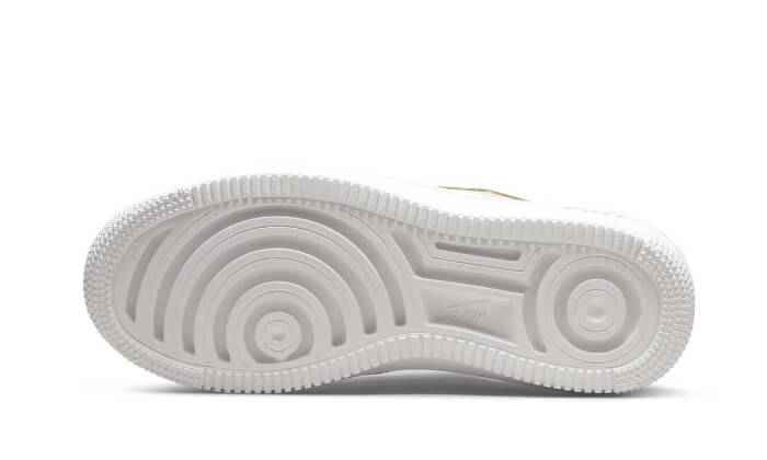 Nike

Air Force 1 Low PLT.AF.ORM Fossil - MAILLOT DE FOOT PRO