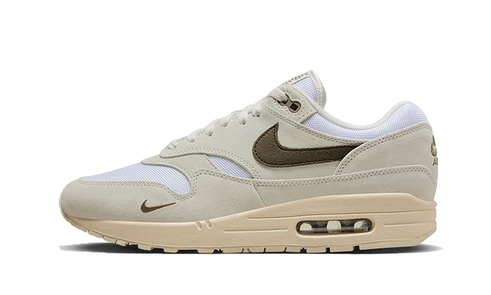 Nike

Air Max 1 Sail Ironstone - MAILLOT DE FOOT PRO