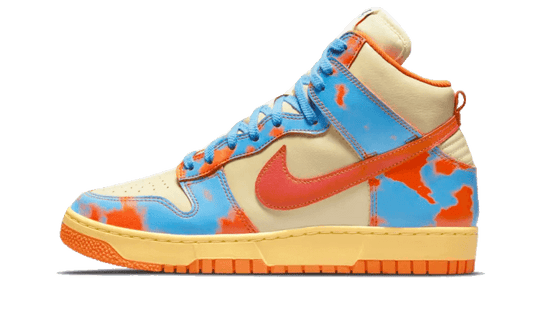 Nike

Dunk High 1985 Acid Wash Orange - MAILLOT DE FOOT PRO