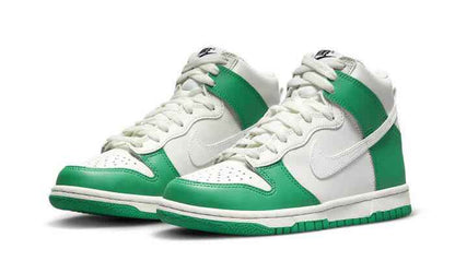 Nike

Dunk High White Green - MAILLOT DE FOOT PRO