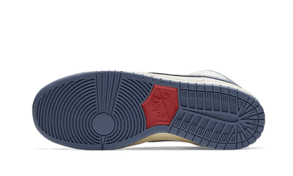 Nike

SB Dunk High Atlas Lost at Sea (2020) - MAILLOT DE FOOT PRO