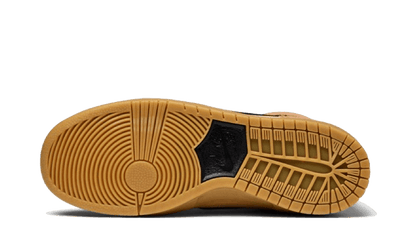 Nike

SB Dunk High Spectrum - MAILLOT DE FOOT PRO