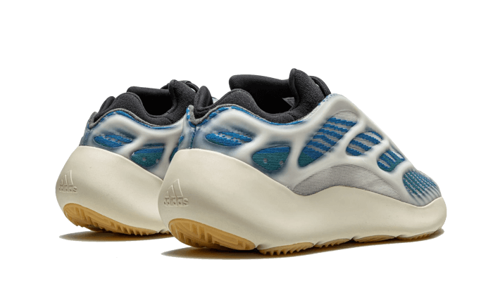 Adidas

Yeezy 700 V3 Kyanite - MAILLOT DE FOOT PRO